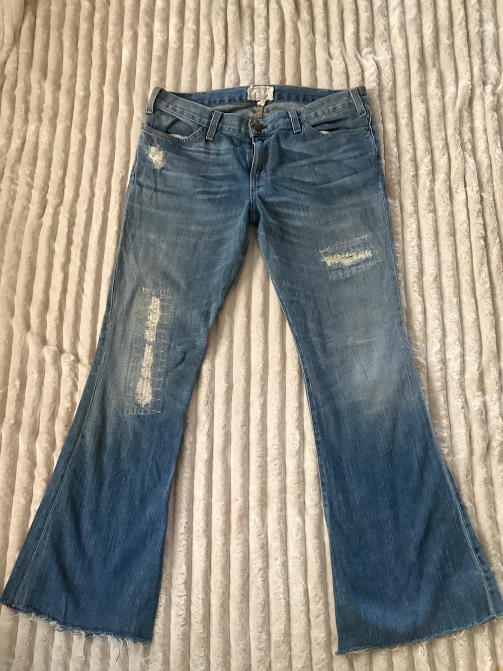 Current/Elliott Distressed low rise Flare Jeans - 👖 Sz 29 🐸🐸🐸